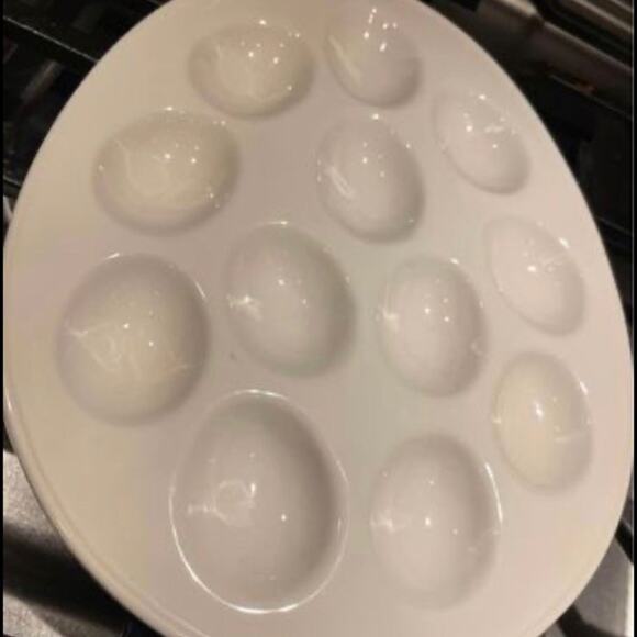 Ceramic white deviled 12 egg holder - Picture 3 of 4
